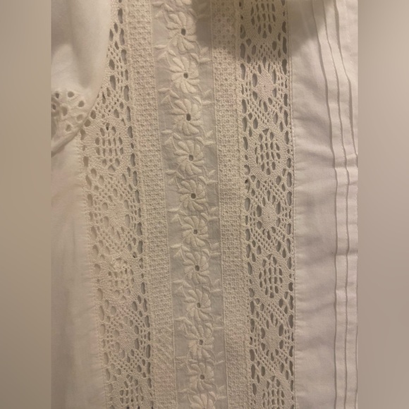 SOLD! Gorgeous Zara embroidered and lace blouse small - Picture 5 of 6